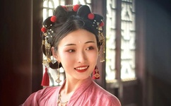 少年无力地低喘H男男